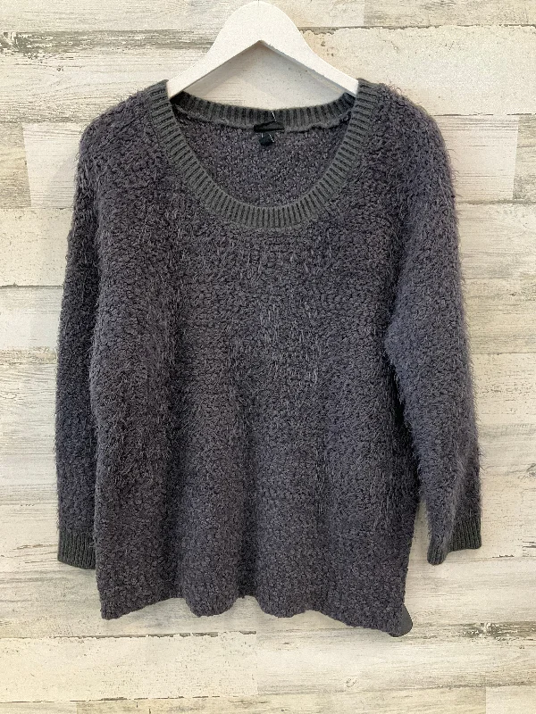 Sweater By Torrid In Grey, Size: 1x