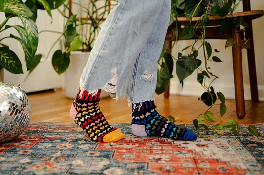 ZZNA-12/24_Quarter Ankle Hearts Socks