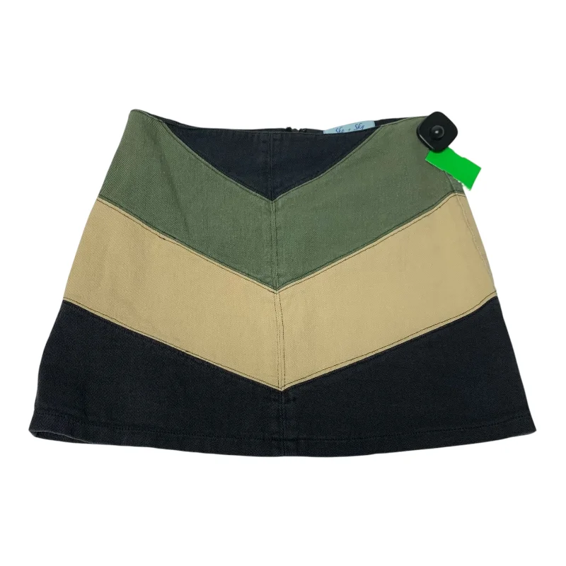 Skirt Mini & Short By She + Sky In Green & Tan, Size: S