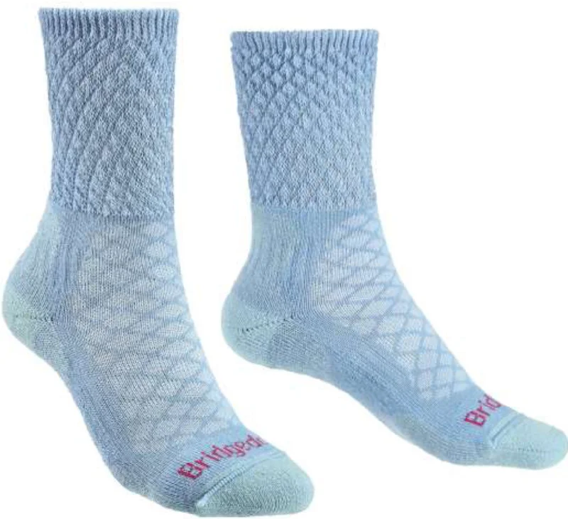 Bridgedale Women's Comfort Lightweight Merino Crew Hiking Socks {BR-710619}