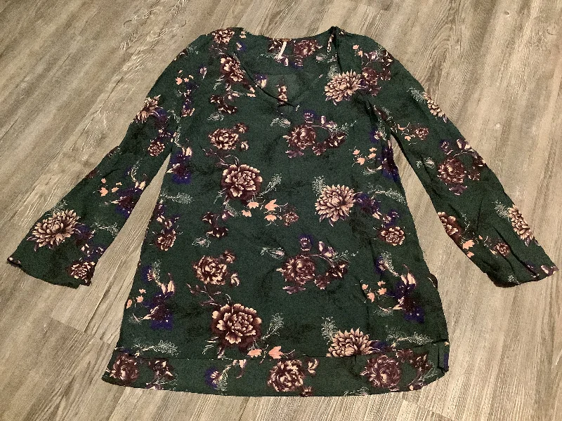 Top Long Sleeve By Free People In Green, Size: Xs