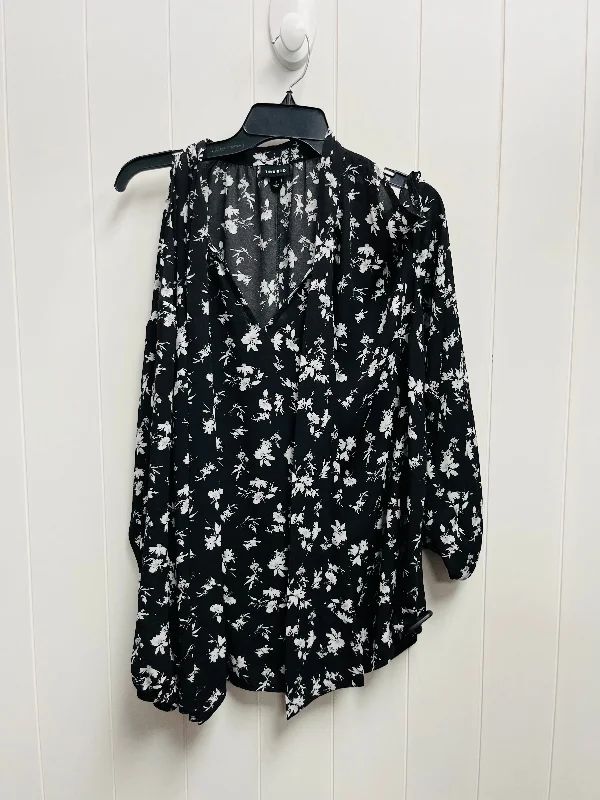 Top Long Sleeve By Torrid In Black & White, Size: 2x